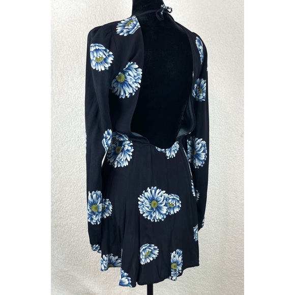 (VTG) REFORMATION • Floral Open-Back Long Sleeve Mini Dress - Picture 6 of 16